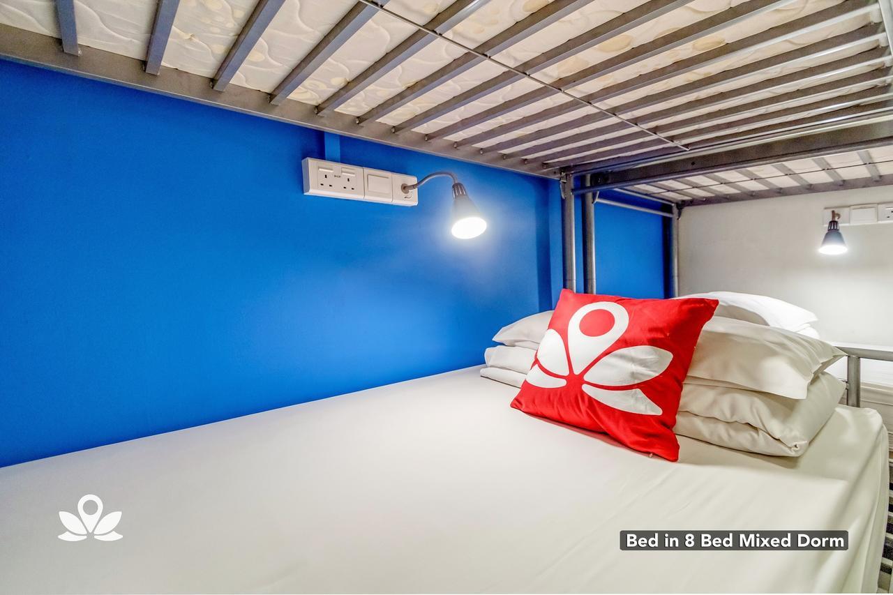 Zen Bugis Hostel *